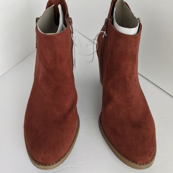 Universal Thread Shoes - Women's Jameson Double Zip Western Bootie, Red 11